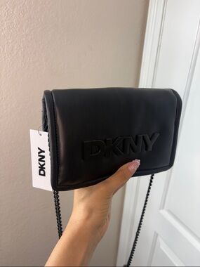 DKNY Maggie clutch